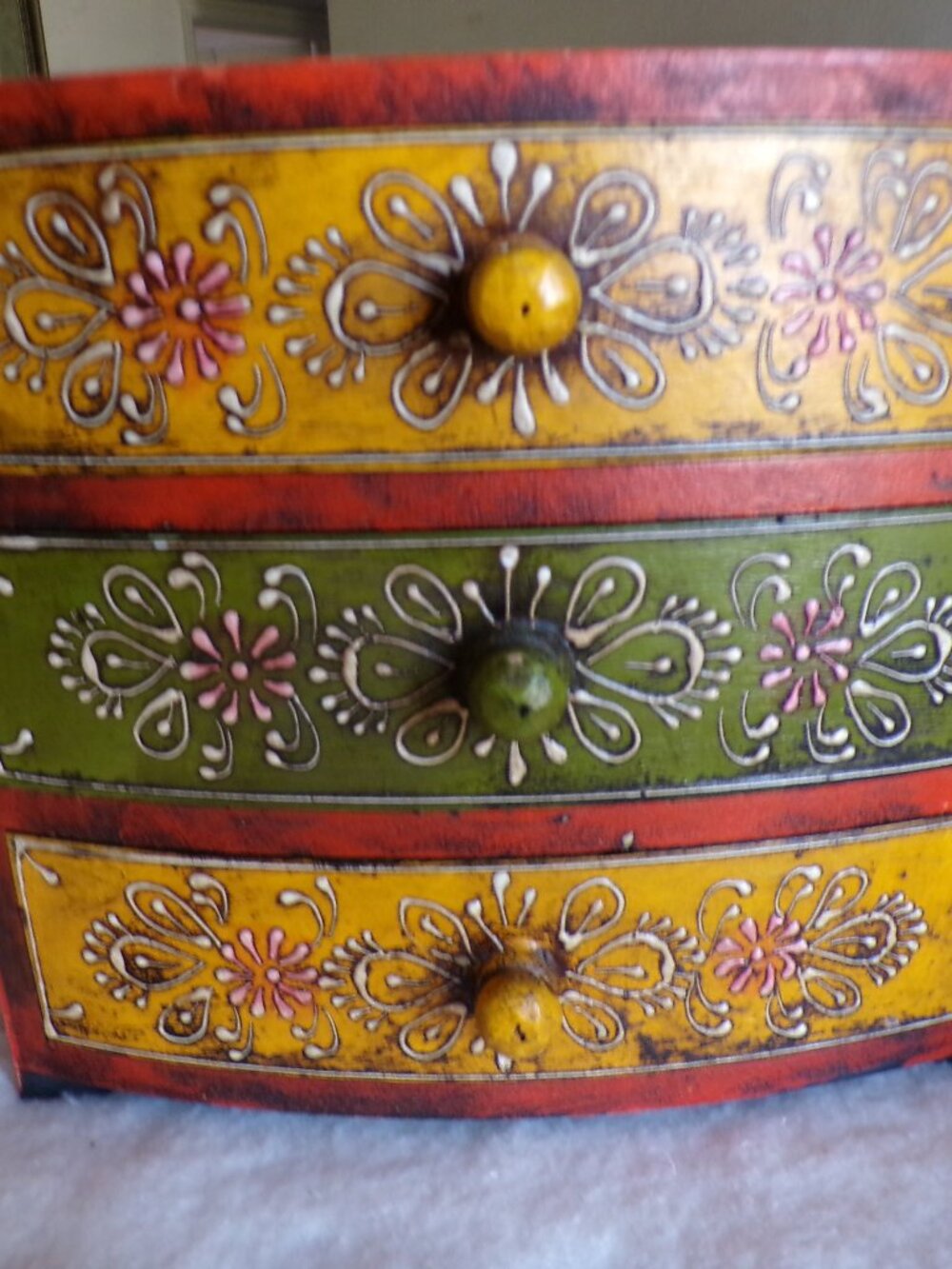 So Beautiful 3 Drawer Wooden Decorative Hand Painted Jewelry Box Curio Chest - Picture 2 of 13